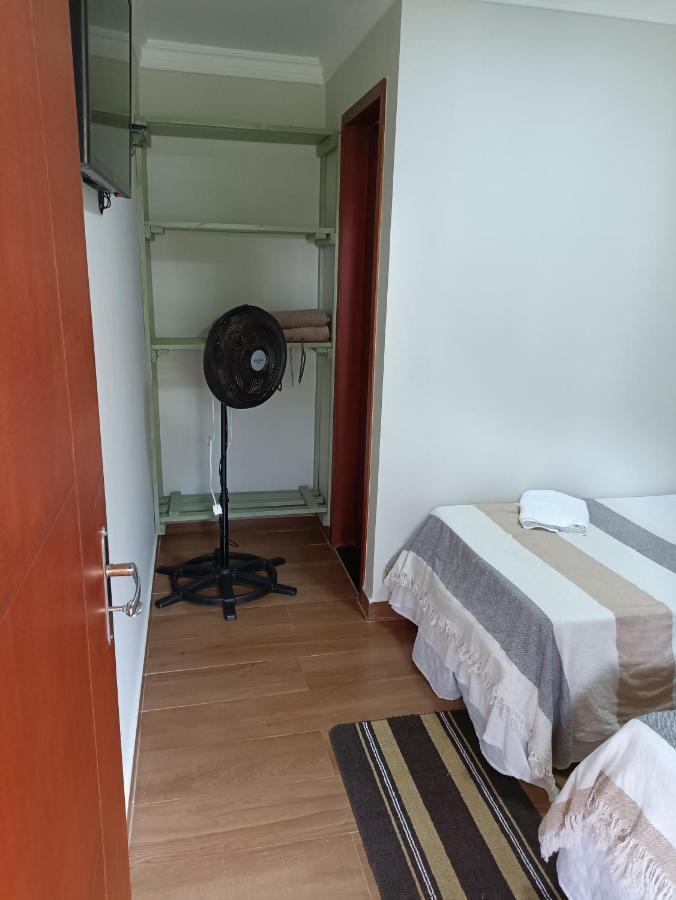 Alpha Hospedaria & Hostel Londrina Eksteriør billede